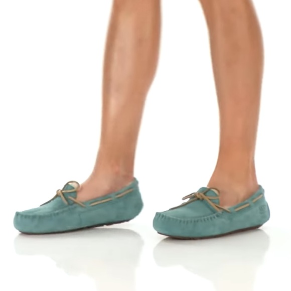 Ugg Pre-Owned Women’s Dakota Slippers Sky Blue Size 8 - Picture 1 of 13